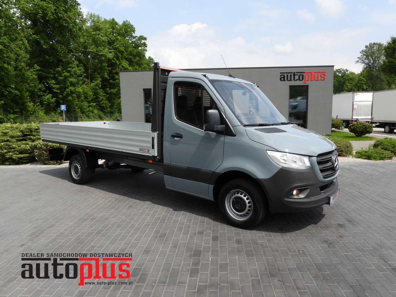 MERCEDES SPRINTER 315 STAKE BODY 8 PALLETS CRUISE CONTROL AIR CONDITIONING 150HP - Samochód dostawczy skrzyniowy: zdjęcie 1 MERCEDES SPRINTER 315 STAKE BODY 8 PALLETS CRUISE CONTROL AIR CONDITIONING 150HP - Samochód dostawczy skrzyniowy: zdjęcie 1