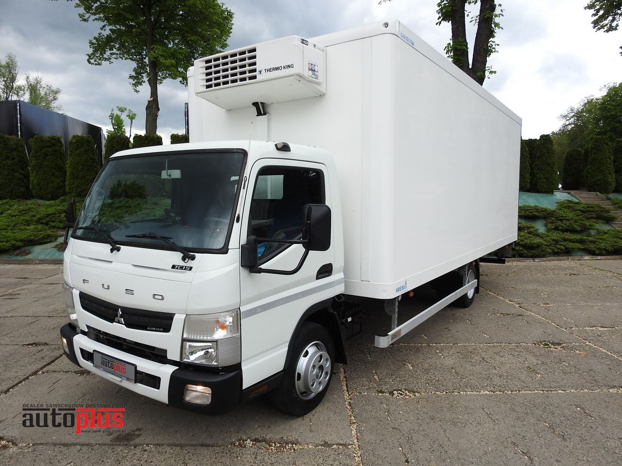 MITSUBISHI CANTER FUSO 7C15 REGRIGERATOR BOX -4*C LIFT POWER SUPPLY 230V AIR CONDITIONING AUTOMATIC TRANSMISSION 150HP - Samochód ciężarowy chłodnia: zdjęcie 1 MITSUBISHI CANTER FUSO 7C15 REGRIGERATOR BOX -4*C LIFT POWER SUPPLY 230V AIR CONDITIONING AUTOMATIC TRANSMISSION 150HP - Samochód ciężarowy chłodnia: zdjęcie 1