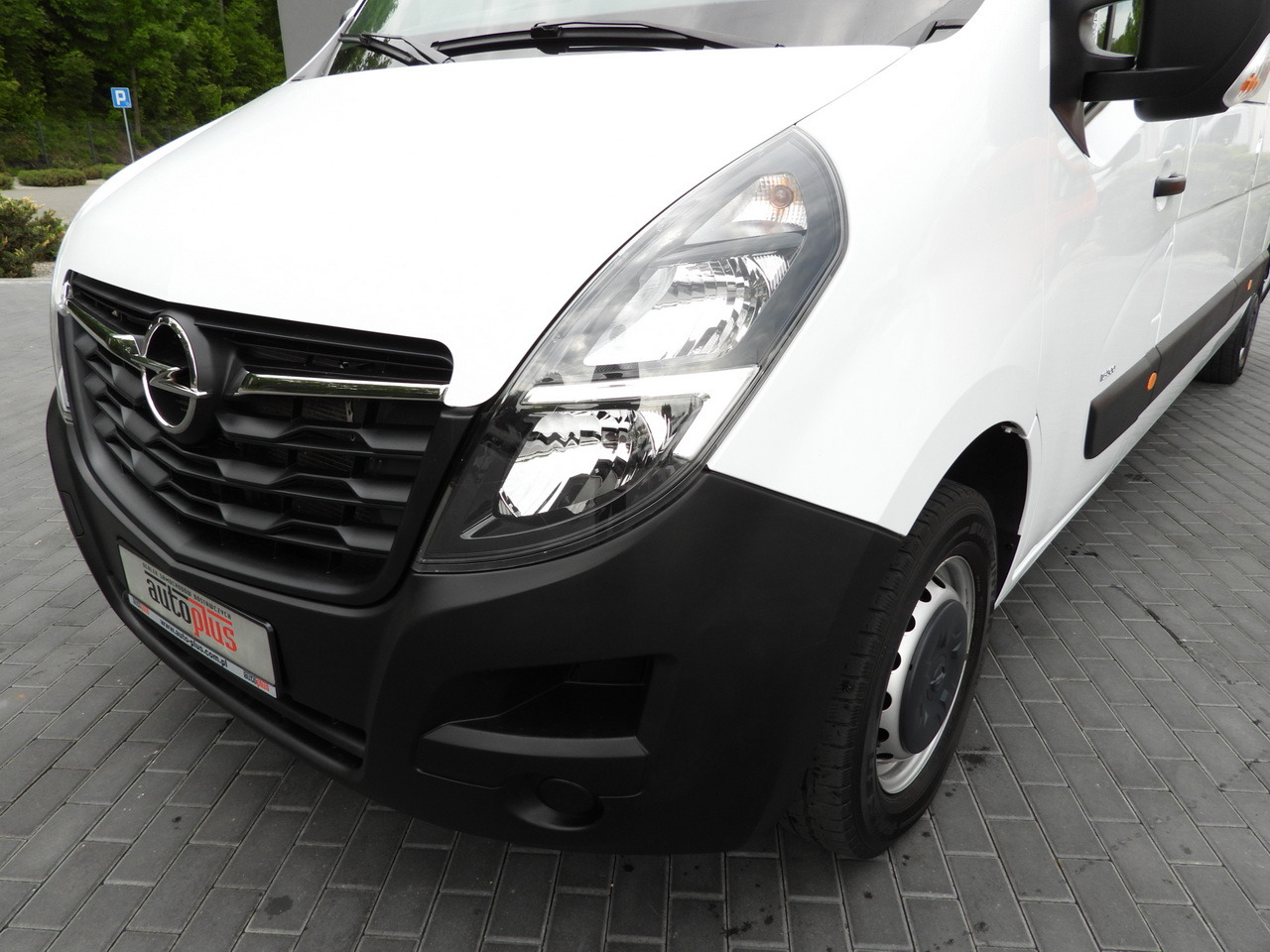 Furgon OPEL MOVANO BOX DELIVERY VAN 7 SEATS CRUISE CONTROL LED LIGHTS AIR CONDITIONING 135HP: zdjęcie 19 Furgon OPEL MOVANO BOX DELIVERY VAN 7 SEATS CRUISE CONTROL LED LIGHTS AIR CONDITIONING 135HP: zdjęcie 19