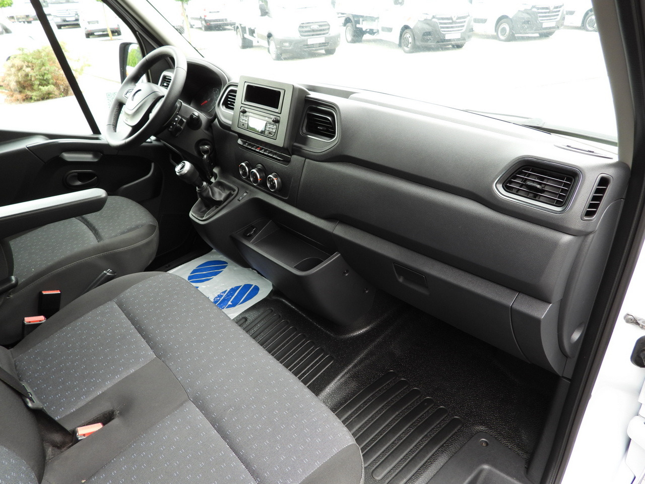 Furgon OPEL MOVANO BOX DELIVERY VAN 7 SEATS CRUISE CONTROL LED LIGHTS AIR CONDITIONING 135HP: zdjęcie 35 Furgon OPEL MOVANO BOX DELIVERY VAN 7 SEATS CRUISE CONTROL LED LIGHTS AIR CONDITIONING 135HP: zdjęcie 35