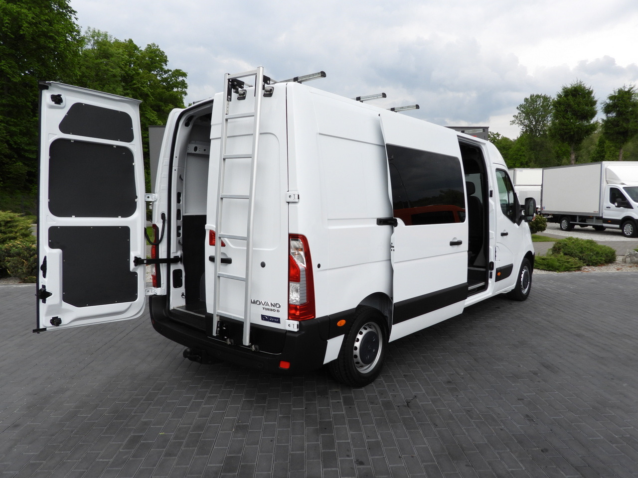OPEL MOVANO BOX DELIVERY VAN 7 SEATS CRUISE CONTROL LED LIGHTS AIR CONDITIONING 135HP - Furgon: zdjęcie 3 OPEL MOVANO BOX DELIVERY VAN 7 SEATS CRUISE CONTROL LED LIGHTS AIR CONDITIONING 135HP - Furgon: zdjęcie 3