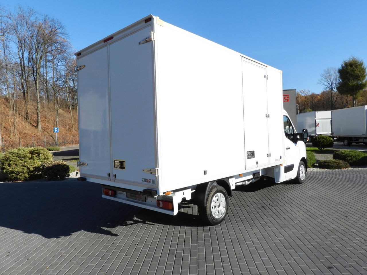 RENAULT MASTER BOX 8 PALLETS CRUISE CONTROL NAVIGATION LED LIGHTS AIR CONDITIONING 145HP - Dostawczy kontener: zdjęcie 3 RENAULT MASTER BOX 8 PALLETS CRUISE CONTROL NAVIGATION LED LIGHTS AIR CONDITIONING 145HP - Dostawczy kontener: zdjęcie 3