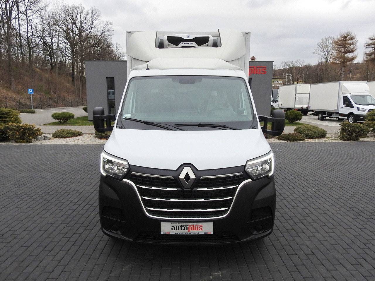 RENAULT MASTER REGRIGERATOR BOX 0*C LED LIGHTS AIR CONDITIONING 145HP - Samochód dostawczy chłodnia: zdjęcie 5 RENAULT MASTER REGRIGERATOR BOX 0*C LED LIGHTS AIR CONDITIONING 145HP - Samochód dostawczy chłodnia: zdjęcie 5
