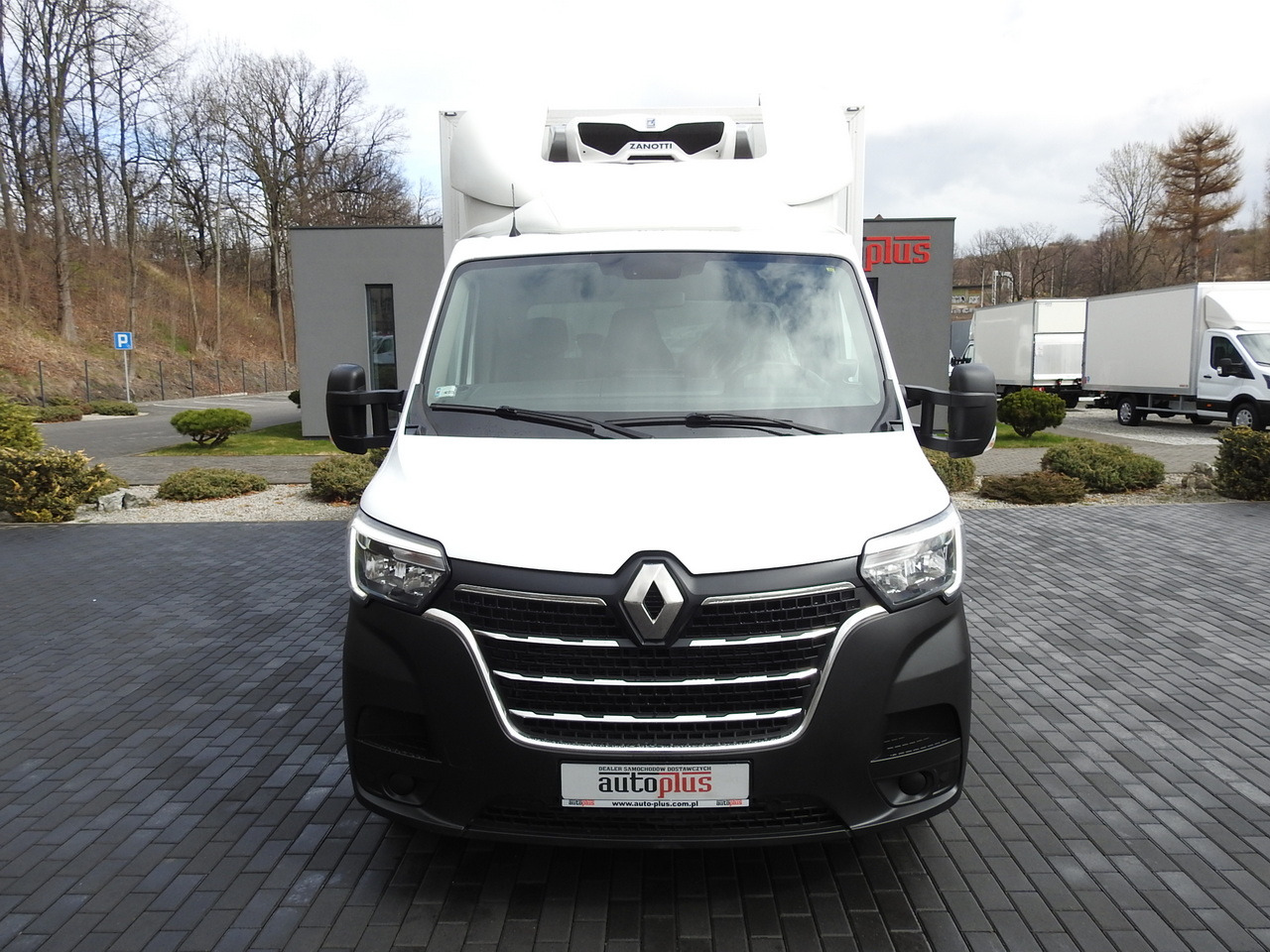 RENAULT MASTER REGRIGERATOR BOX 0*C LED LIGHTS AIR CONDITIONING 145HP - Samochód dostawczy chłodnia: zdjęcie 5 RENAULT MASTER REGRIGERATOR BOX 0*C LED LIGHTS AIR CONDITIONING 145HP - Samochód dostawczy chłodnia: zdjęcie 5