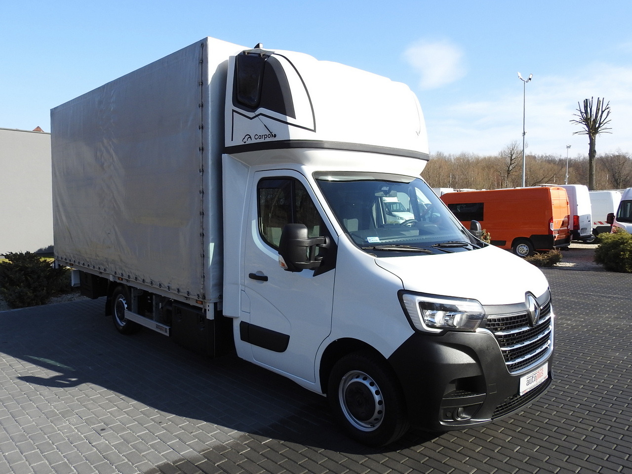 RENAULT MASTER TARPAULIN 10 PALLETS WEBASTO CRUISE CONTROL LED LIGHTS PNEUMATICS AIR CONDITIONING 165HP - Samochód dostawczy plandeka: zdjęcie 4 RENAULT MASTER TARPAULIN 10 PALLETS WEBASTO CRUISE CONTROL LED LIGHTS PNEUMATICS AIR CONDITIONING 165HP - Samochód dostawczy plandeka: zdjęcie 4