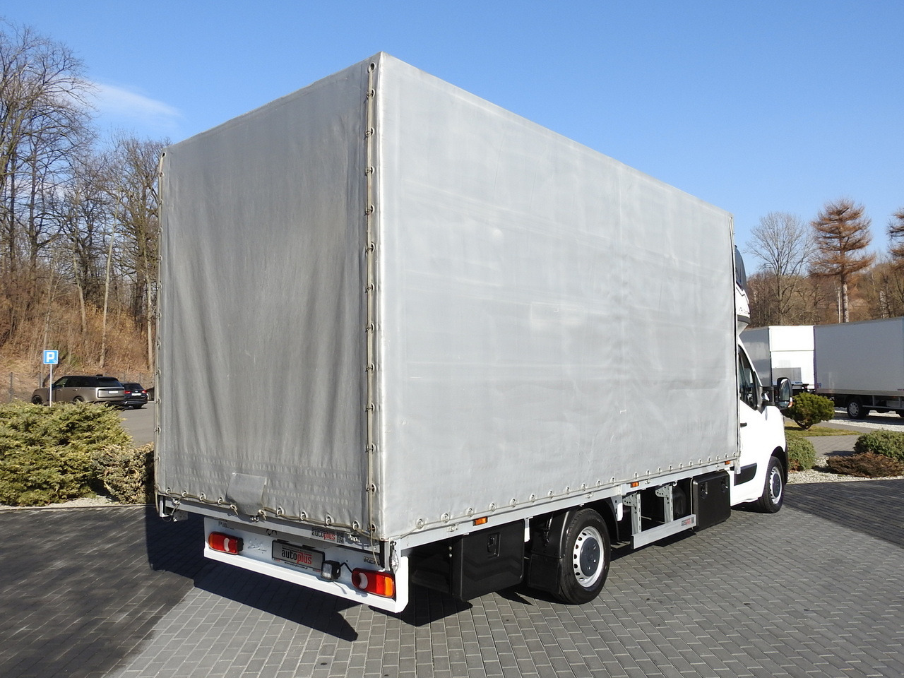 RENAULT MASTER TARPAULIN 10 PALLETS WEBASTO CRUISE CONTROL LED LIGHTS PNEUMATICS AIR CONDITIONING 165HP - Samochód dostawczy plandeka: zdjęcie 3 RENAULT MASTER TARPAULIN 10 PALLETS WEBASTO CRUISE CONTROL LED LIGHTS PNEUMATICS AIR CONDITIONING 165HP - Samochód dostawczy plandeka: zdjęcie 3