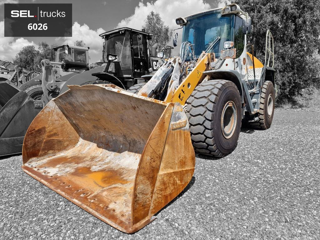 Liebherr L 550 / 2014 / 9.783 h Liebherr L 550 / 2014 / 9.783 h - Ładowarka kołowa: zdjęcie 1 Liebherr L 550 / 2014 / 9.783 h Liebherr L 550 / 2014 / 9.783 h - Ładowarka kołowa: zdjęcie 1