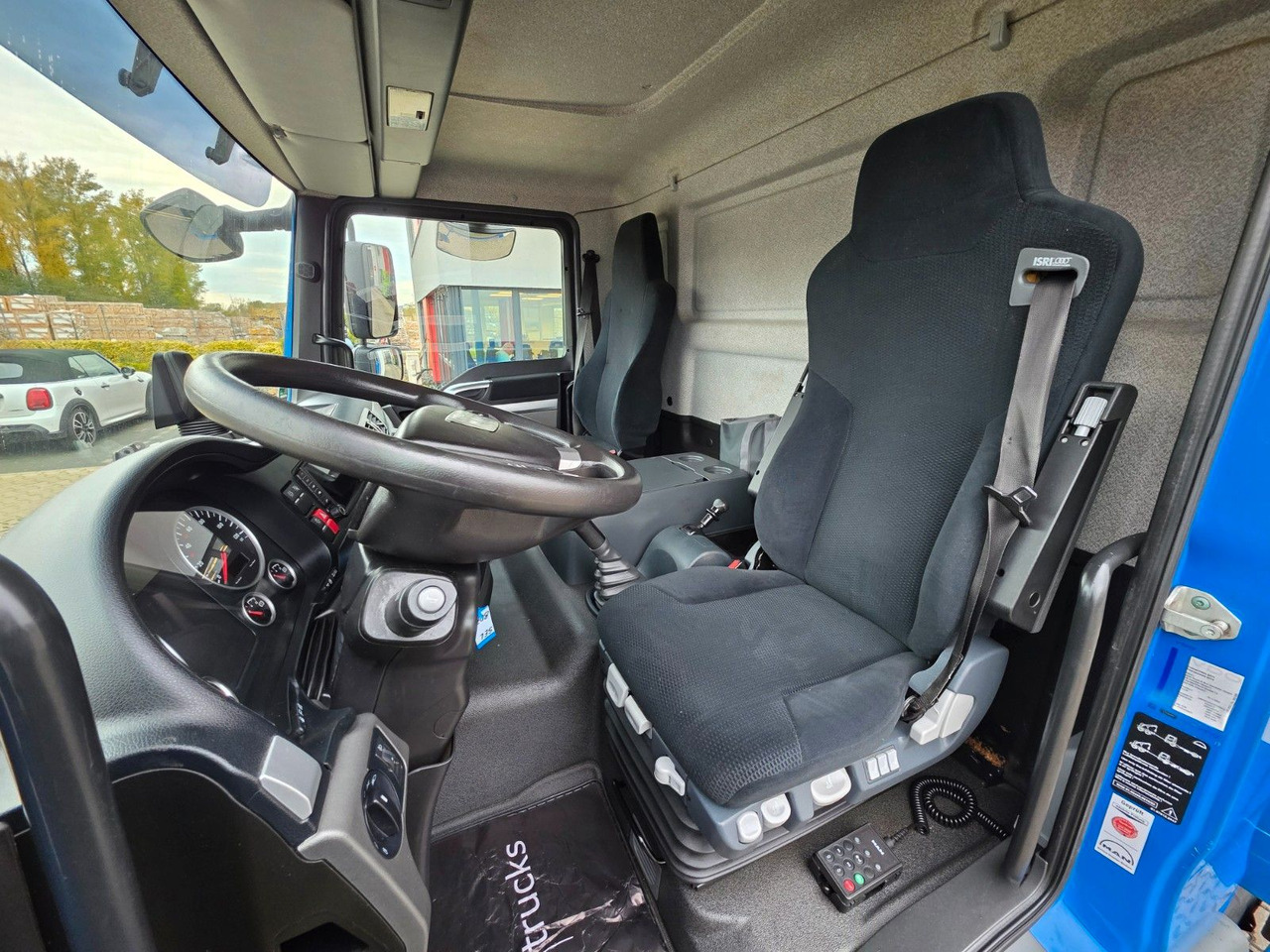 Samochód ciężarowy furgon MAN TGL 12.220 4x2 BL / Ladebordwand: zdjęcie 29 Samochód ciężarowy furgon MAN TGL 12.220 4x2 BL / Ladebordwand: zdjęcie 29