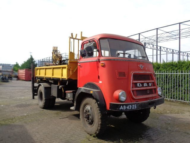 DAF 1600 FAV1600DD358 4X4 - Wywrotka: zdjęcie 2 DAF 1600 FAV1600DD358 4X4 - Wywrotka: zdjęcie 2