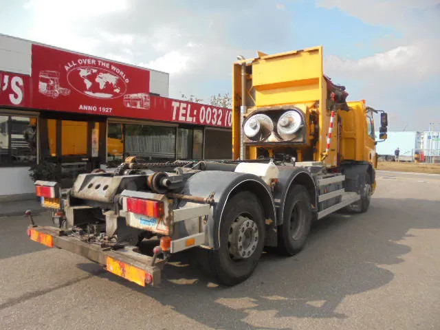 DAF 75.240 75 240 6X2 - Śmieciarka: zdjęcie 3 DAF 75.240 75 240 6X2 - Śmieciarka: zdjęcie 3