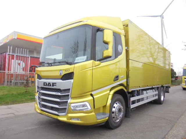 DAF XD 370 FA DEMO MET FABRIEKS GARANTIE NL TRUCK - Samochód ciężarowy furgon: zdjęcie 2 DAF XD 370 FA DEMO MET FABRIEKS GARANTIE NL TRUCK - Samochód ciężarowy furgon: zdjęcie 2