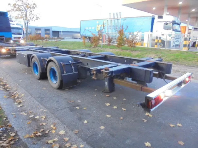 Kögel YWE 18 - Przyczepa kontenerowiec/ System wymienny: zdjęcie 3 Kögel YWE 18 - Przyczepa kontenerowiec/ System wymienny: zdjęcie 3