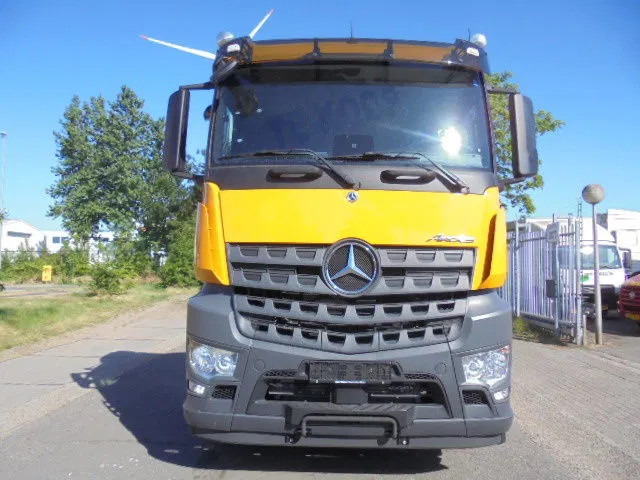 Mercedes-Benz Arocs 2848 NEW - Ciężarówka hakowiec: zdjęcie 2 Mercedes-Benz Arocs 2848 NEW - Ciężarówka hakowiec: zdjęcie 2