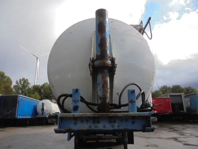 SPITZER BP SK 50 - Naczepa cysterna: zdjęcie 4 SPITZER BP SK 50 - Naczepa cysterna: zdjęcie 4