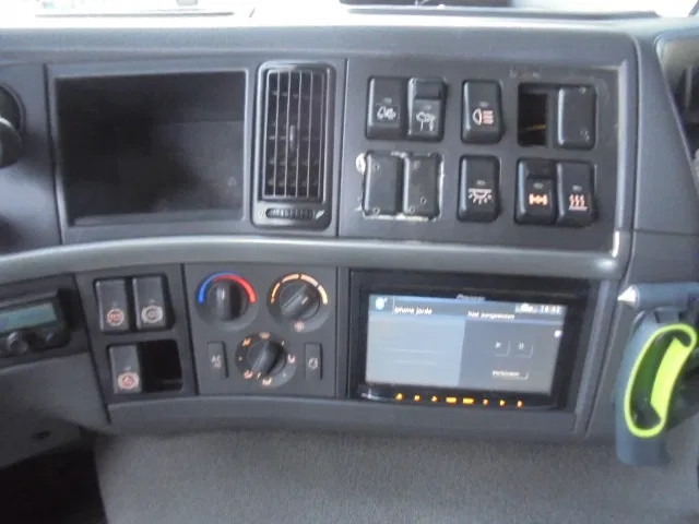 Ciężarówka do przewozu samochodów Volvo FM 330 KASSBOHRER: zdjęcie 7 Ciężarówka do przewozu samochodów Volvo FM 330 KASSBOHRER: zdjęcie 7