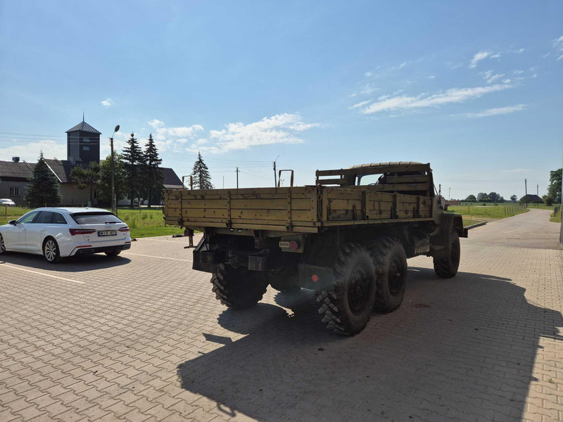ZIL 131 ex reserve truck - Samochód ciężarowy skrzyniowy/ Platforma: zdjęcie 4 ZIL 131 ex reserve truck - Samochód ciężarowy skrzyniowy/ Platforma: zdjęcie 4