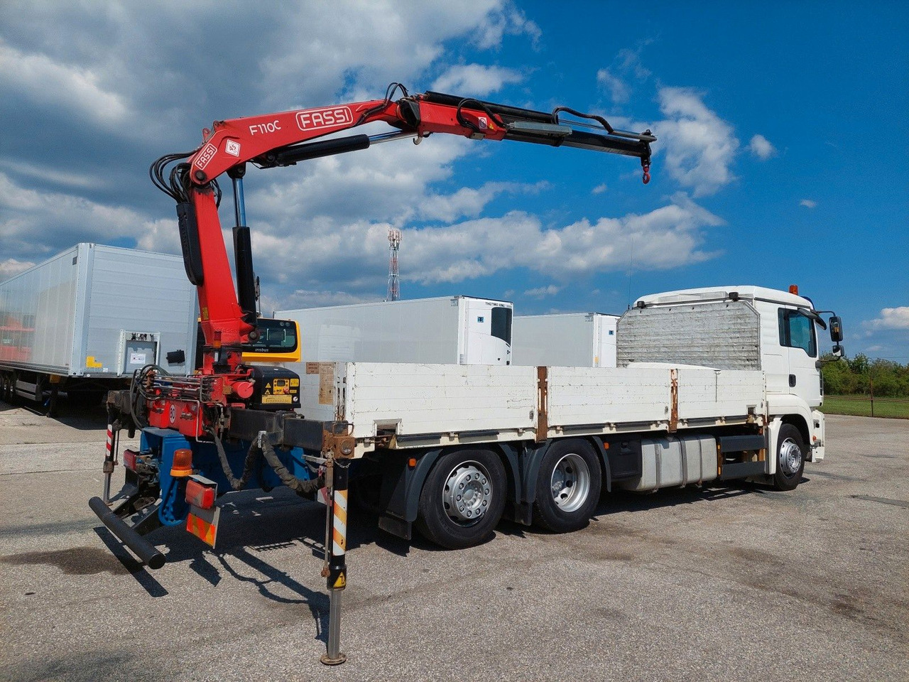 MAN GA 26.320 6X2-2 BL + Kran Fassi F110AC22 - Samochód ciężarowy skrzyniowy/ Platforma, Samochod ciężarowy z HDS: zdjęcie 4 MAN GA 26.320 6X2-2 BL + Kran Fassi F110AC22 - Samochód ciężarowy skrzyniowy/ Platforma, Samochod ciężarowy z HDS: zdjęcie 4