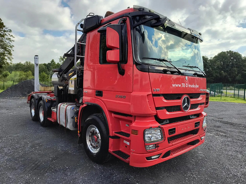 Mercedes-Benz Actros 3360 V8 CRANE HIAB 251S80 - 6X4 - V8 - Samochód do drewna, Samochod ciężarowy z HDS: zdjęcie 3 Mercedes-Benz Actros 3360 V8 CRANE HIAB 251S80 - 6X4 - V8 - Samochód do drewna, Samochod ciężarowy z HDS: zdjęcie 3