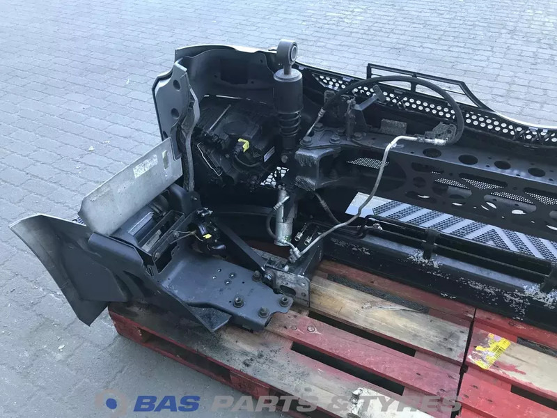 Mercedes-Benz Antos MP4 Bumper Mercedes A 960 310 23 22 - Zderzak do Samochodów ciężarowych: zdjęcie 4 Mercedes-Benz Antos MP4 Bumper Mercedes A 960 310 23 22 - Zderzak do Samochodów ciężarowych: zdjęcie 4