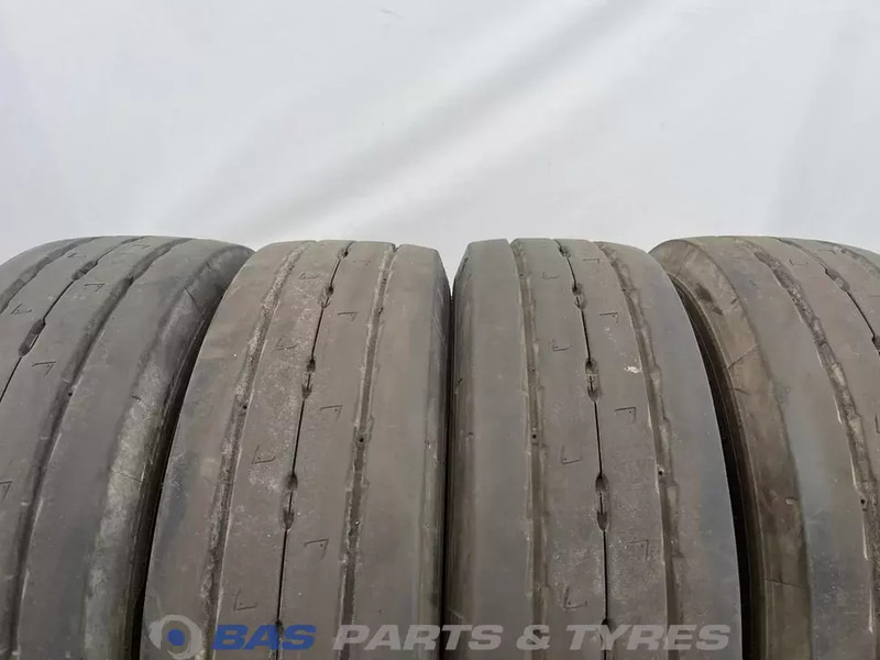 Michelin Michelin 205/65R17.5 X Multi T2 132/130 J M+S 3PMSF gebruikte set - Opona do Samochodów ciężarowych: zdjęcie 2 Michelin Michelin 205/65R17.5 X Multi T2 132/130 J M+S 3PMSF gebruikte set - Opona do Samochodów ciężarowych: zdjęcie 2