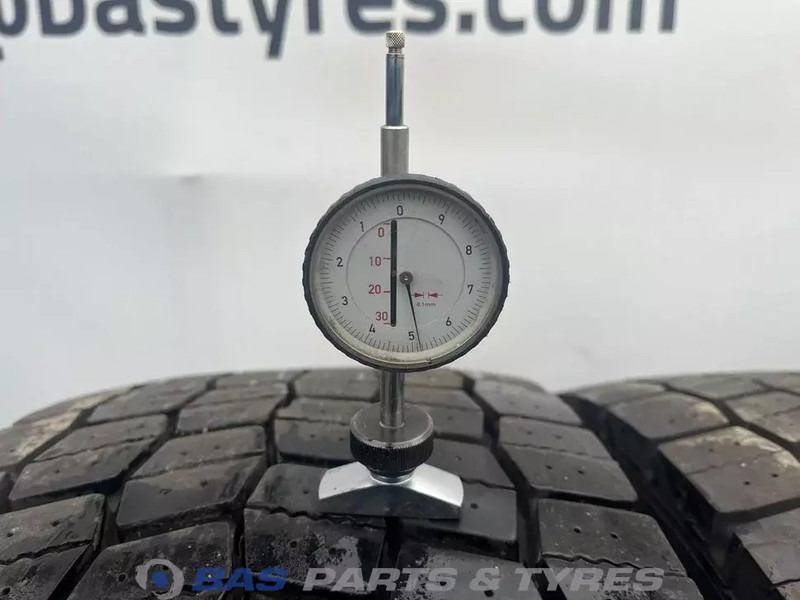 Michelin Remix Michelin Remix 315/70R22.5 X Multi D 154/150 M+S 3PMSF gebruikte set - Opona do Samochodów ciężarowych: zdjęcie 3 Michelin Remix Michelin Remix 315/70R22.5 X Multi D 154/150 M+S 3PMSF gebruikte set - Opona do Samochodów ciężarowych: zdjęcie 3