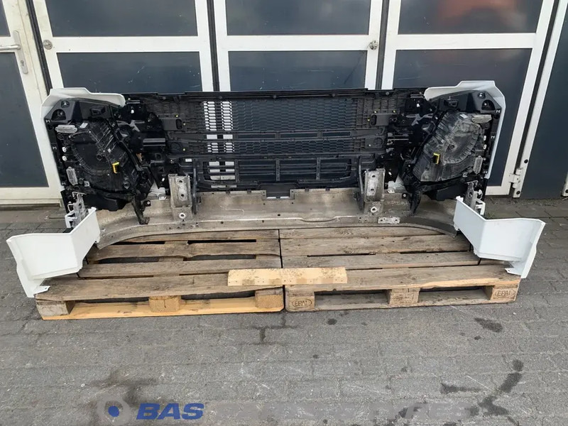 Volvo FM5 Bumper Volvo 82491840 - Zderzak do Samochodów ciężarowych: zdjęcie 5 Volvo FM5 Bumper Volvo 82491840 - Zderzak do Samochodów ciężarowych: zdjęcie 5