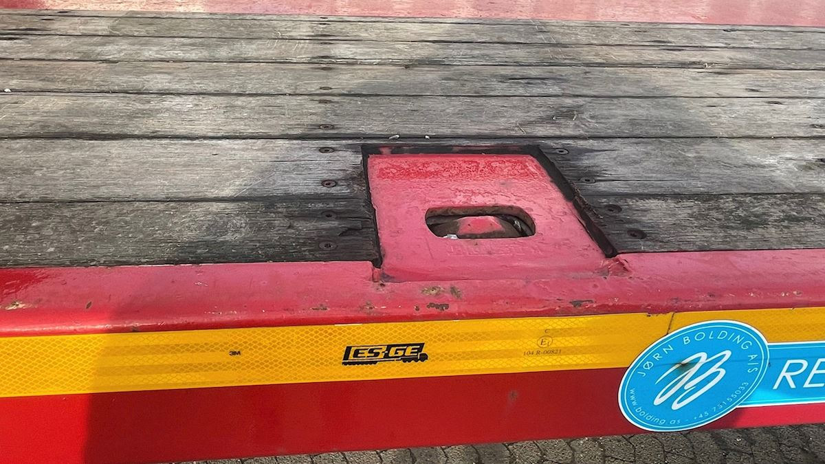 HRD SPTM3N - Naczepa platforma/ Burtowa: zdjęcie 3 HRD SPTM3N - Naczepa platforma/ Burtowa: zdjęcie 3