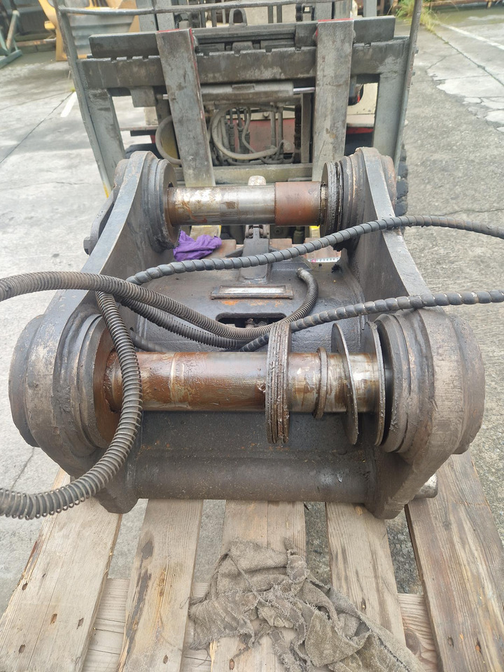 ENGANCHE RAPIDO HIDRAULICO CAT CW40 - Szybkozłącza do Maszyn budowlanych: zdjęcie 3 ENGANCHE RAPIDO HIDRAULICO CAT CW40 - Szybkozłącza do Maszyn budowlanych: zdjęcie 3