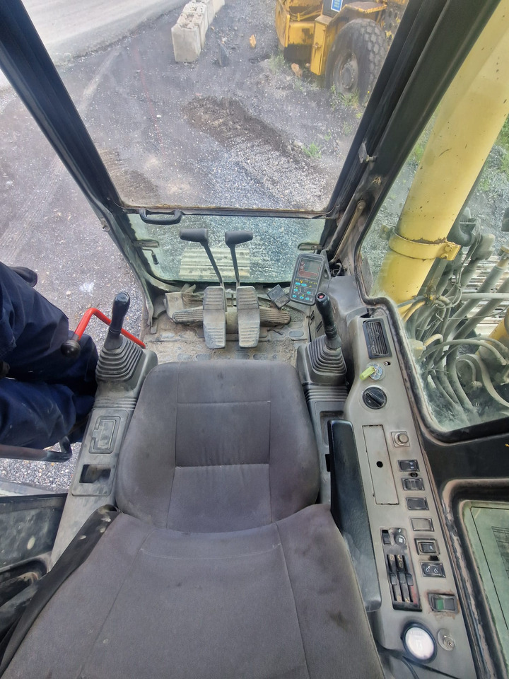 KOMATSU PC 340.6 - Koparka gąsienicowa: zdjęcie 4 KOMATSU PC 340.6 - Koparka gąsienicowa: zdjęcie 4