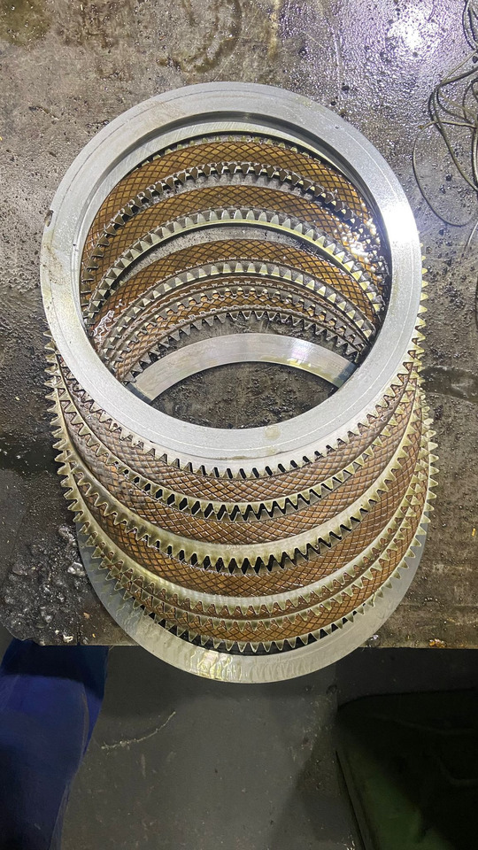 Zwolnica do Maszyn budowlanych MANDO FINAL FAT450/044 LIEBHERR R954B: zdjęcie 7