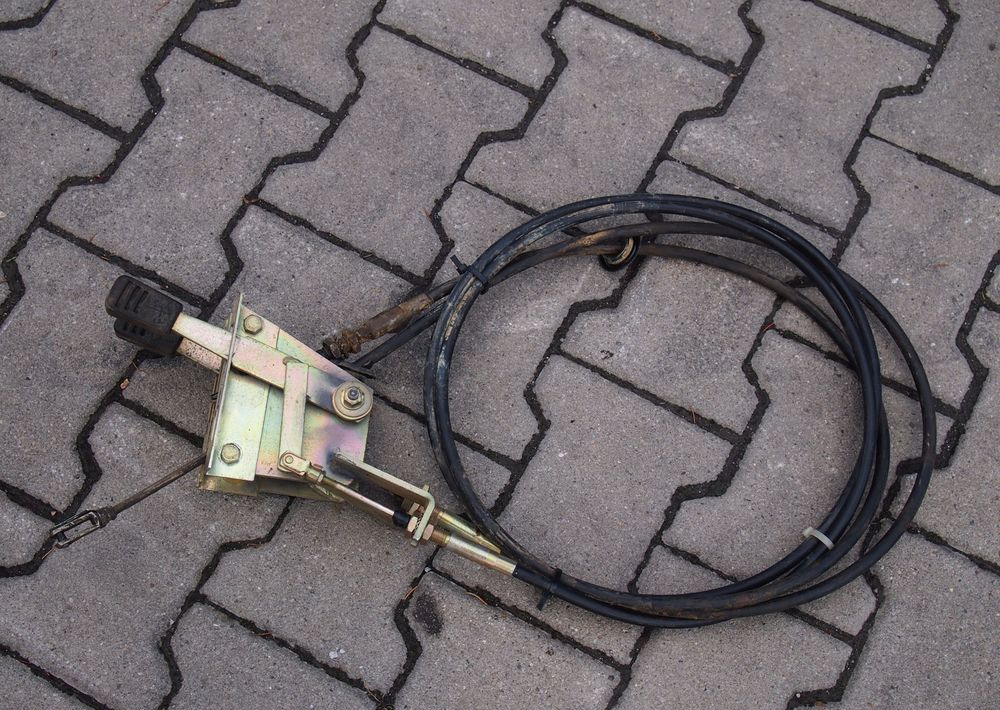 Części do Ciągnika Massey Ferguson MF 3000, 6000 Dźwignie i linki do WOM MF 3000 - Przekładnia do Maszyn rolniczych: zdjęcie 3 Części do Ciągnika Massey Ferguson MF 3000, 6000 Dźwignie i linki do WOM MF 3000 - Przekładnia do Maszyn rolniczych: zdjęcie 3