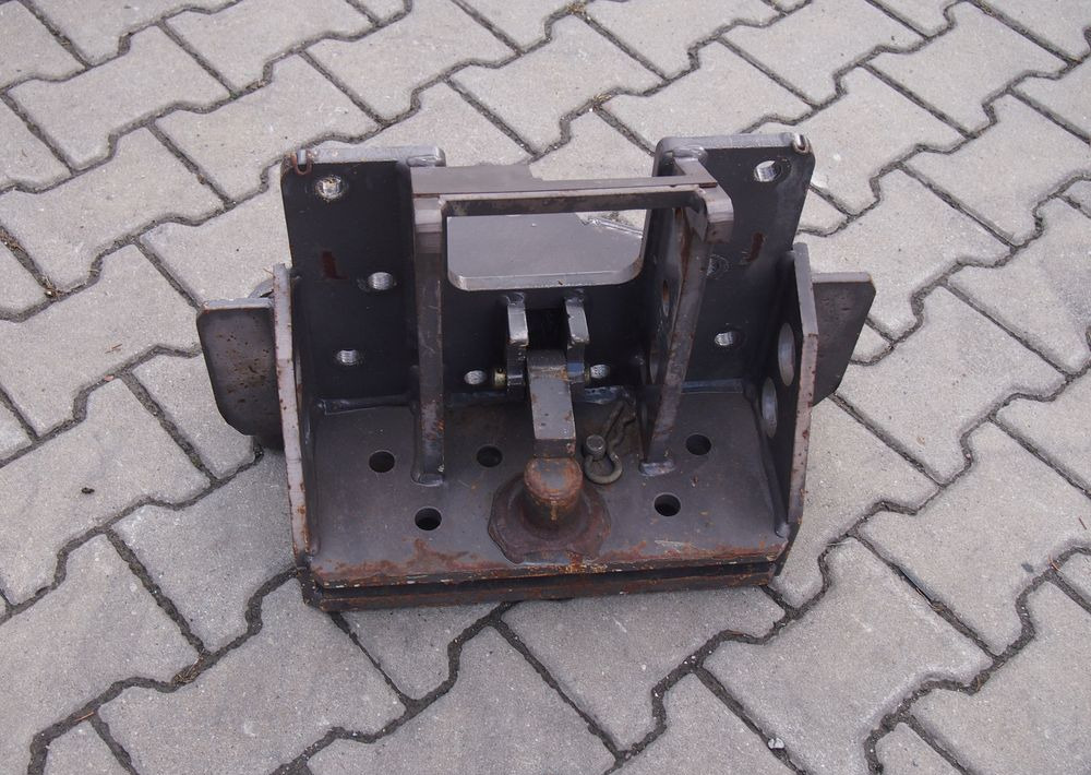 Części do Ciągnika Massey Ferguson MF 3000, 6000 Zaczep dolny do MF 3000, 3100, 6000, - Nadwozie i zewnętrzne elementy do Maszyn rolniczych: zdjęcie 1 Części do Ciągnika Massey Ferguson MF 3000, 6000 Zaczep dolny do MF 3000, 3100, 6000, - Nadwozie i zewnętrzne elementy do Maszyn rolniczych: zdjęcie 1