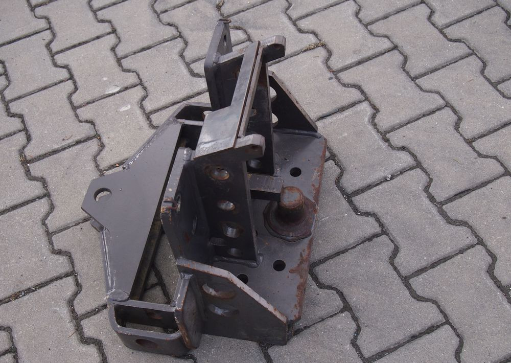 Części do Ciągnika Massey Ferguson MF 3000, 6000 Zaczep dolny do MF 3000, 3100, 6000, - Nadwozie i zewnętrzne elementy do Maszyn rolniczych: zdjęcie 3 Części do Ciągnika Massey Ferguson MF 3000, 6000 Zaczep dolny do MF 3000, 3100, 6000, - Nadwozie i zewnętrzne elementy do Maszyn rolniczych: zdjęcie 3