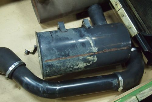 Części do Ciągnika Massey Ferguson Obudowa filtra powietrza MF 3000 - Filtr pneumatyczny do Maszyn rolniczych: zdjęcie 1 Części do Ciągnika Massey Ferguson Obudowa filtra powietrza MF 3000 - Filtr pneumatyczny do Maszyn rolniczych: zdjęcie 1