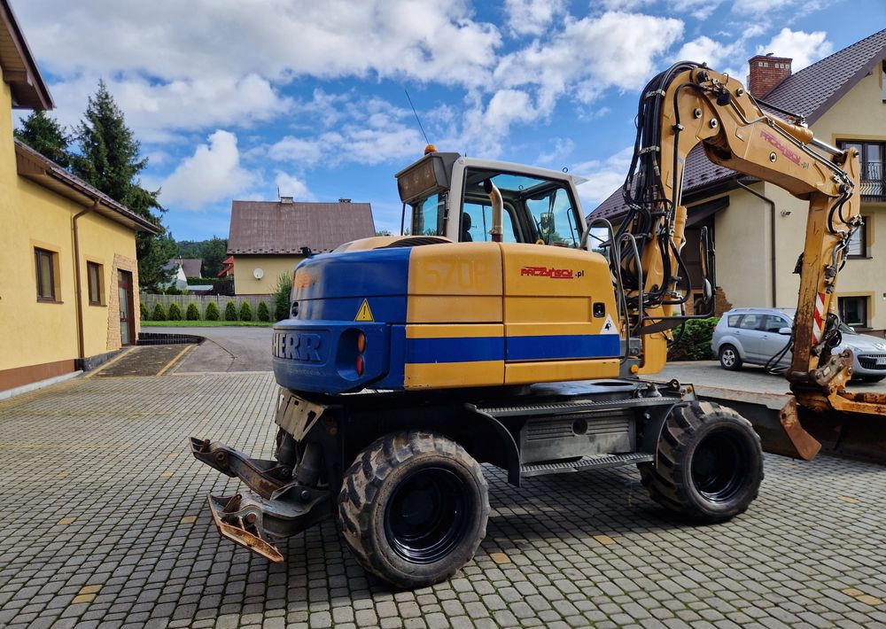 Koparka kołowa Liebherr A311 2008 Liebherr - Koparka kołowa: zdjęcie 4 Koparka kołowa Liebherr A311 2008 Liebherr - Koparka kołowa: zdjęcie 4