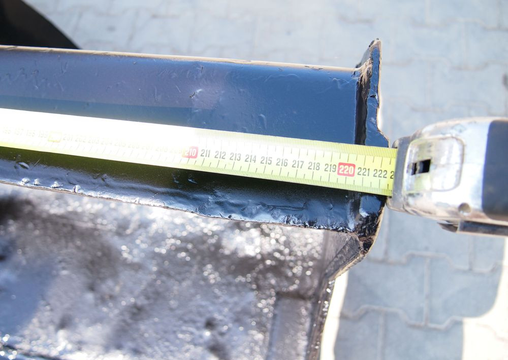 Łyżki do ładowarek teleskopowych Manitou MT, MLT, MHT, MRT 2010 Łyżka do ładowarki Manitou - Łyżka do ładowarki: zdjęcie 5 Łyżki do ładowarek teleskopowych Manitou MT, MLT, MHT, MRT 2010 Łyżka do ładowarki Manitou - Łyżka do ładowarki: zdjęcie 5