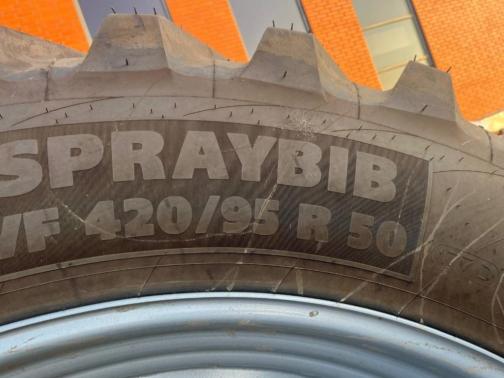 Michelin FELGA Z OPONĄ VF 420/95R50 CFO 179D/175E SPRAYBIB - Opona do Maszyn rolniczych: zdjęcie 3 Michelin FELGA Z OPONĄ VF 420/95R50 CFO 179D/175E SPRAYBIB - Opona do Maszyn rolniczych: zdjęcie 3