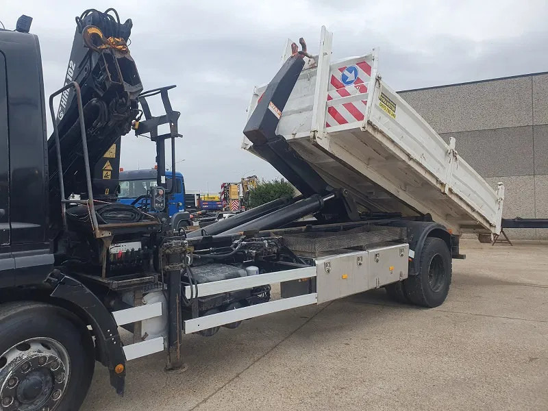 Mercedes-Benz Atego 1928 - Samochod ciężarowy z HDS: zdjęcie 4 Mercedes-Benz Atego 1928 - Samochod ciężarowy z HDS: zdjęcie 4