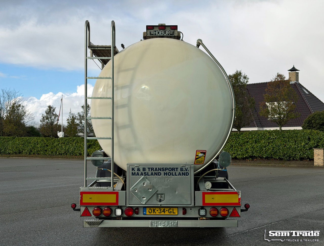 Burg 37.300 Liter 3 Compartments Disc Brakes Super Condition NL Trailer - Naczepa cysterna: zdjęcie 4 Burg 37.300 Liter 3 Compartments Disc Brakes Super Condition NL Trailer - Naczepa cysterna: zdjęcie 4