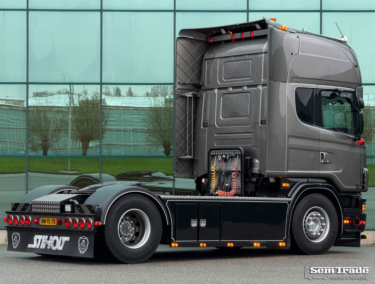 Scania R164-480 V8 King Retarder Manual Gearbox Showtruck Completely Rebuild Unique Condition - Ciągnik siodłowy: zdjęcie 4 Scania R164-480 V8 King Retarder Manual Gearbox Showtruck Completely Rebuild Unique Condition - Ciągnik siodłowy: zdjęcie 4