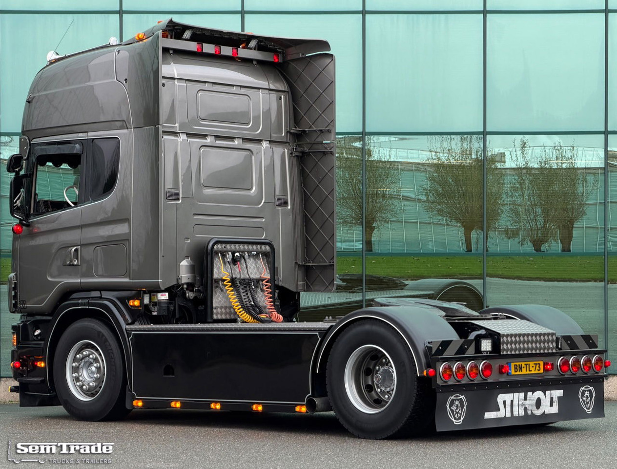 Scania R164-480 V8 King Retarder Manual Gearbox Showtruck Completely Rebuild Unique Condition - Ciągnik siodłowy: zdjęcie 3 Scania R164-480 V8 King Retarder Manual Gearbox Showtruck Completely Rebuild Unique Condition - Ciągnik siodłowy: zdjęcie 3