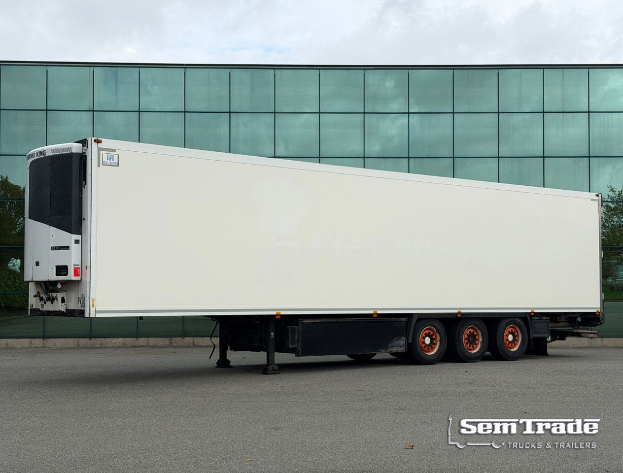 Krone SD Thermo King SLXe Spectrum BI Temp Flower Wide 270 CM High 2.000 KG Lift Disc Brakes NL Trailer - Naczepa chłodnia: zdjęcie 1 Krone SD Thermo King SLXe Spectrum BI Temp Flower Wide 270 CM High 2.000 KG Lift Disc Brakes NL Trailer - Naczepa chłodnia: zdjęcie 1