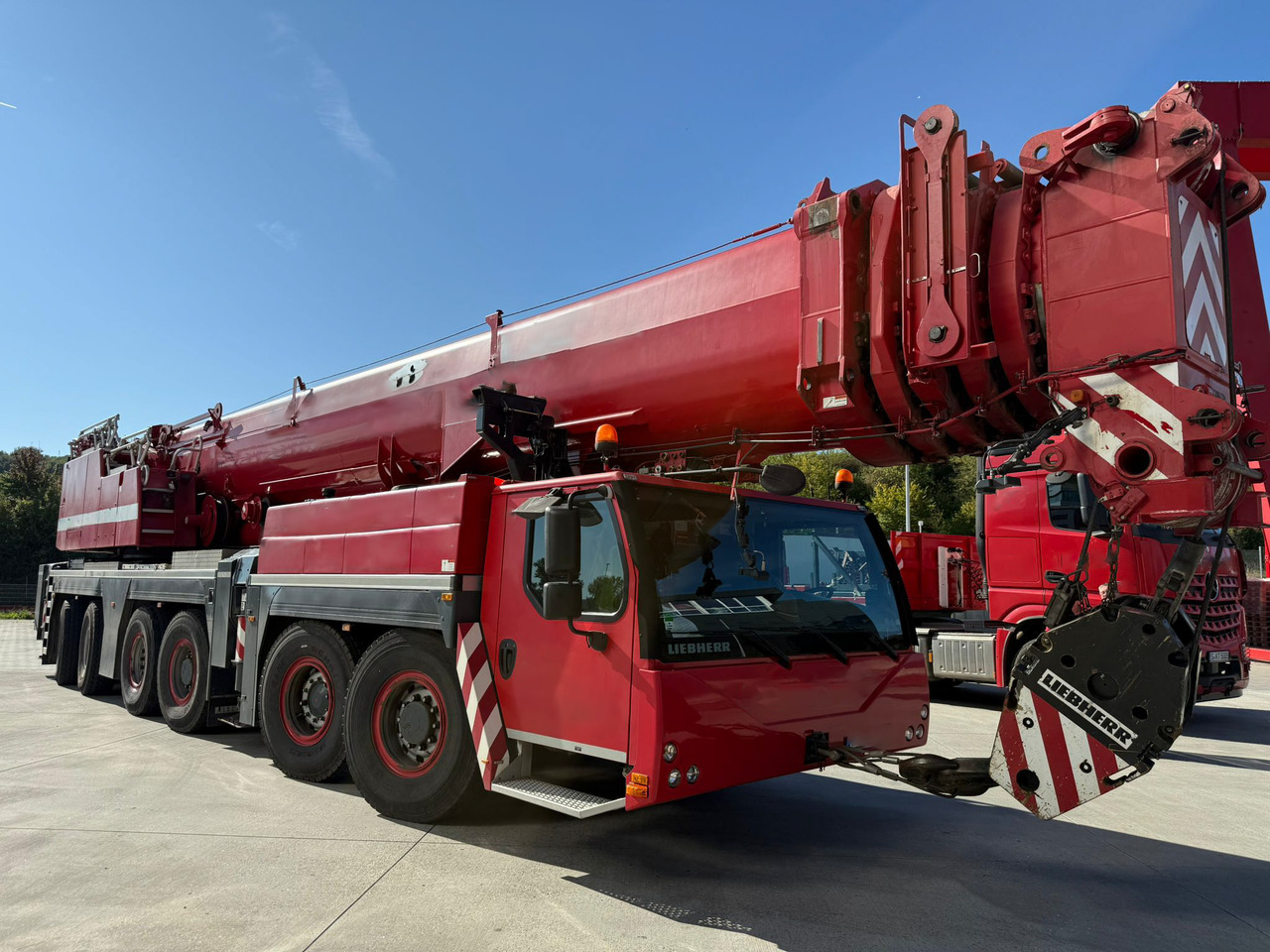 LIEBHERR LTM 1350-6.1 - Dźwig samojezdny: zdjęcie 1 LIEBHERR LTM 1350-6.1 - Dźwig samojezdny: zdjęcie 1