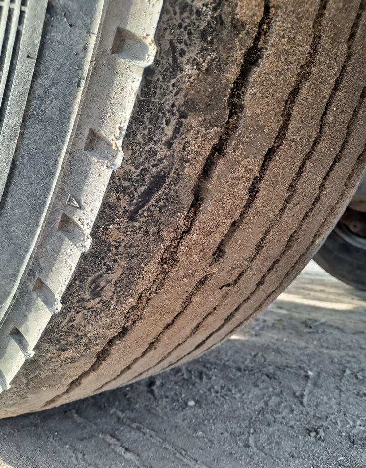 Krone Przyczepa KRONE Budowlanka - Przyczepa platforma/ Skrzyniowa: zdjęcie 3 Krone Przyczepa KRONE Budowlanka - Przyczepa platforma/ Skrzyniowa: zdjęcie 3