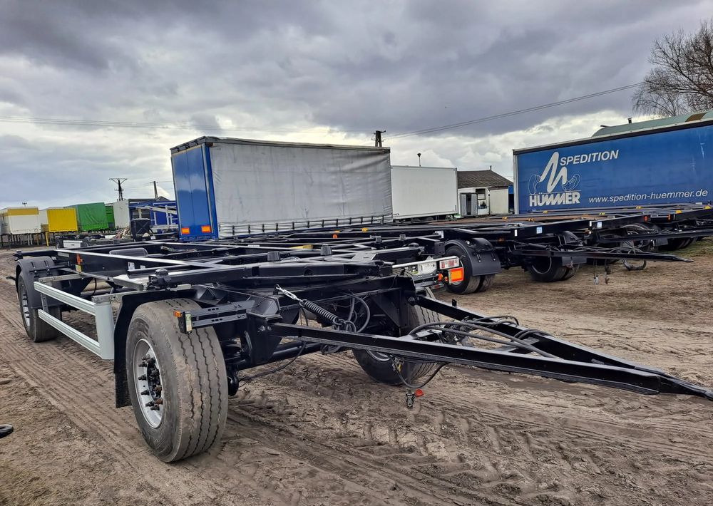 Krone Przyczepa Krone BDF 2017 rok - Przyczepa kontenerowiec/ System wymienny: zdjęcie 3 Krone Przyczepa Krone BDF 2017 rok - Przyczepa kontenerowiec/ System wymienny: zdjęcie 3