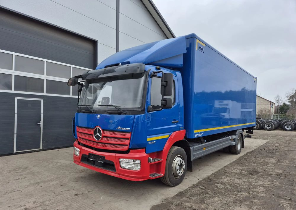 Mercedes-Benz Atego 1330 Euro 6 - Samochód ciężarowy furgon: zdjęcie 1 Mercedes-Benz Atego 1330 Euro 6 - Samochód ciężarowy furgon: zdjęcie 1