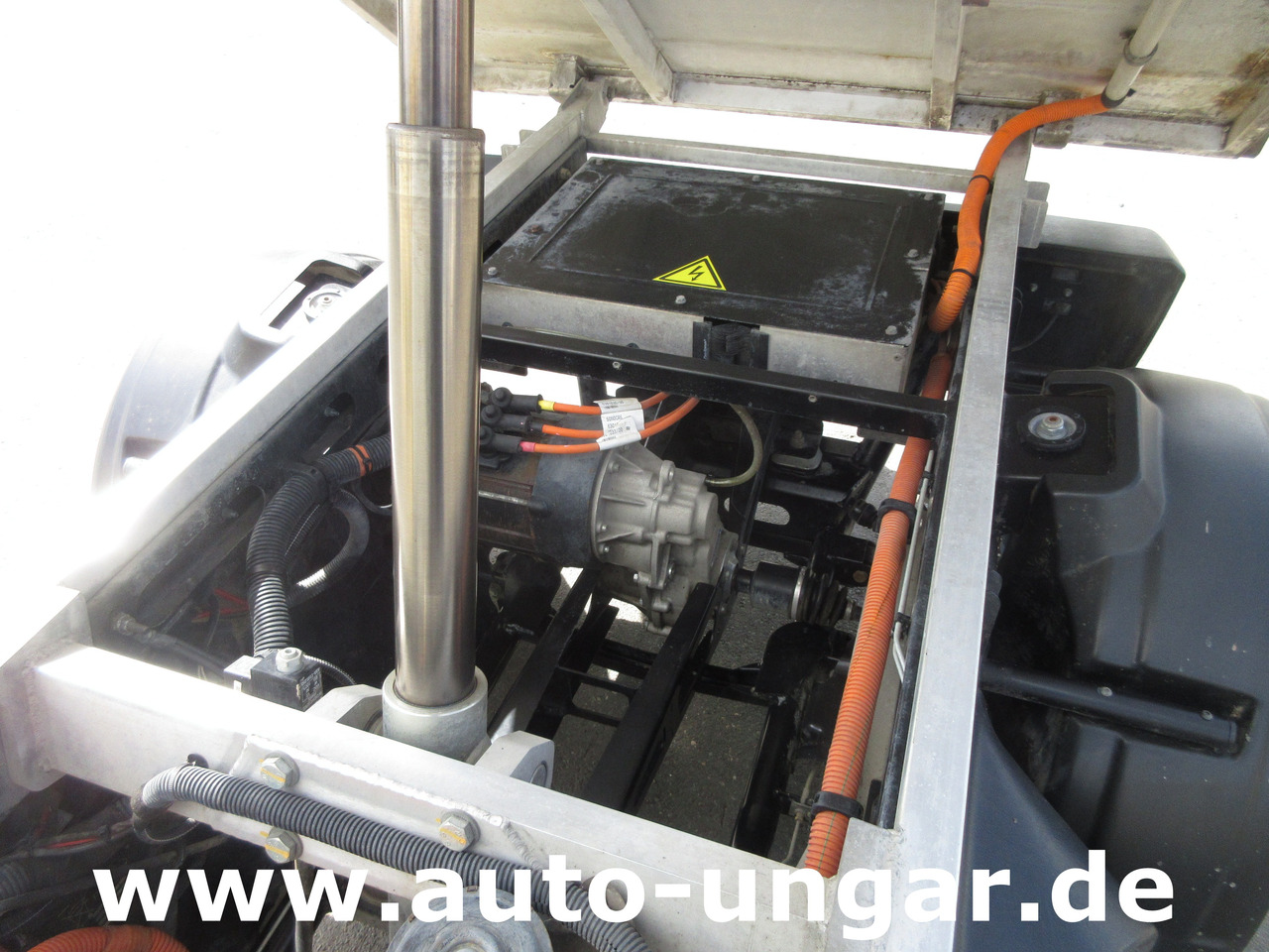 GOUPIL G5 Kipper lange Pritsche AHK Bordwanderhöhung Elektrofahrzeug - Elektryczny pojazd użytkowy: zdjęcie 5 GOUPIL G5 Kipper lange Pritsche AHK Bordwanderhöhung Elektrofahrzeug - Elektryczny pojazd użytkowy: zdjęcie 5