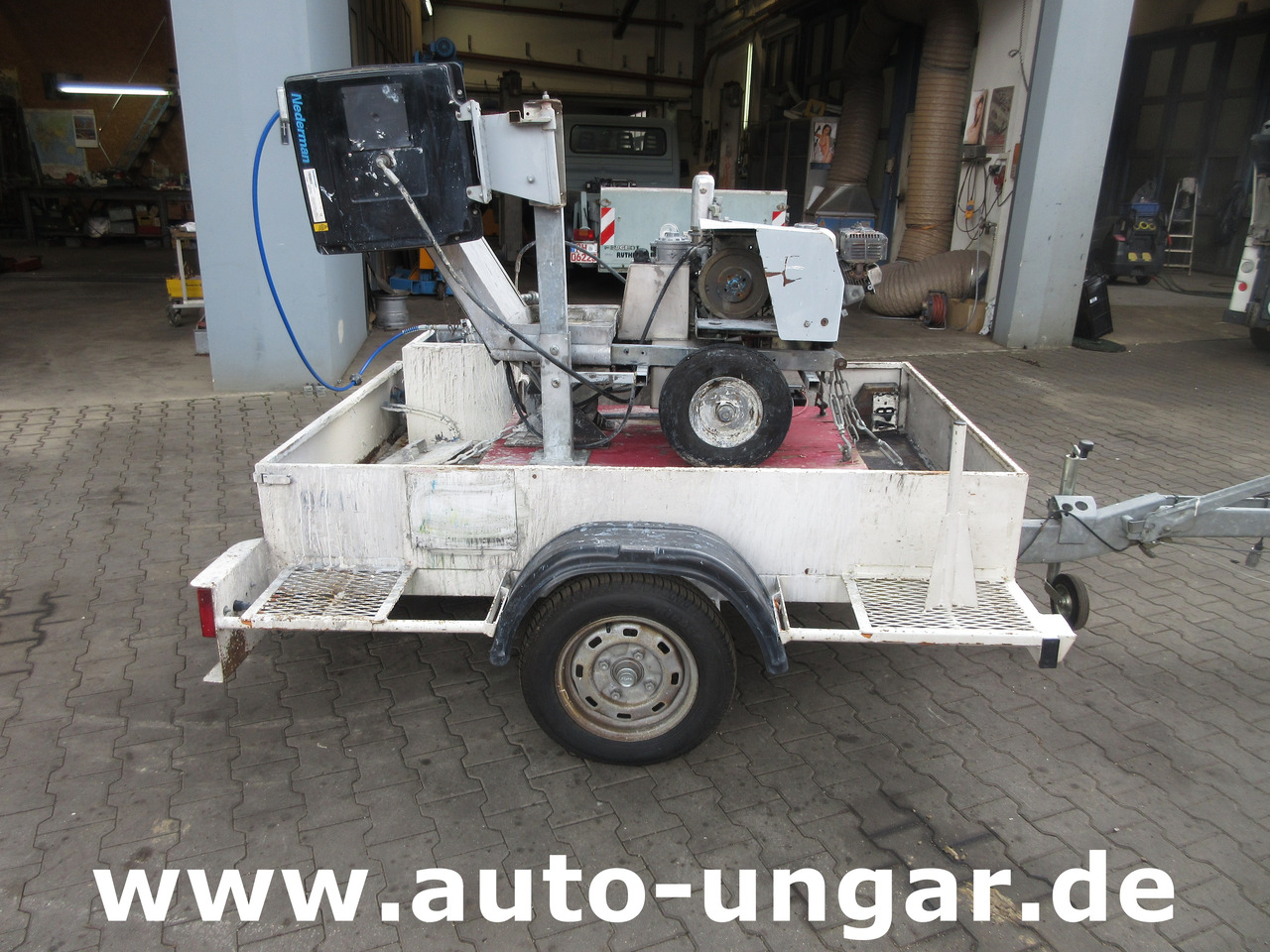Graco Zebra 5 Airless Traceuse Markiermaschine Roadmarking Machine mit Trailer Hofmann - Maszyna drogowa: zdjęcie 5 Graco Zebra 5 Airless Traceuse Markiermaschine Roadmarking Machine mit Trailer Hofmann - Maszyna drogowa: zdjęcie 5