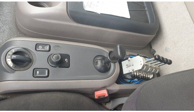 DAF 12t LF180 FA - Ciężarówka hakowiec: zdjęcie 5 DAF 12t LF180 FA - Ciężarówka hakowiec: zdjęcie 5