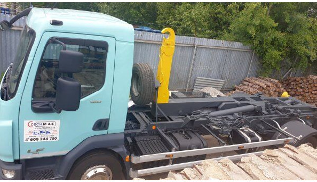 DAF 12t LF180 FA - Ciężarówka hakowiec: zdjęcie 4 DAF 12t LF180 FA - Ciężarówka hakowiec: zdjęcie 4